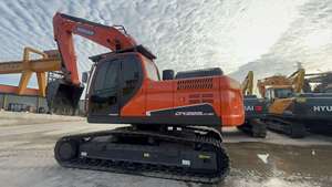 Excavatrice hydraulique sur chenilles Doosan DX225LC-9c d'occasion Modèle 2023 Puissance de creusement élevée Bonne qualité Noyau de pompe à moteur d'origine - Product Image 6