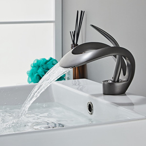 Grifo de Cocina Elegante de Lujo en Latón Dorado con un Solo Orificio, Diseño Moderno, Venta Directa de Fábrica ASN-0338 - Product Image 2