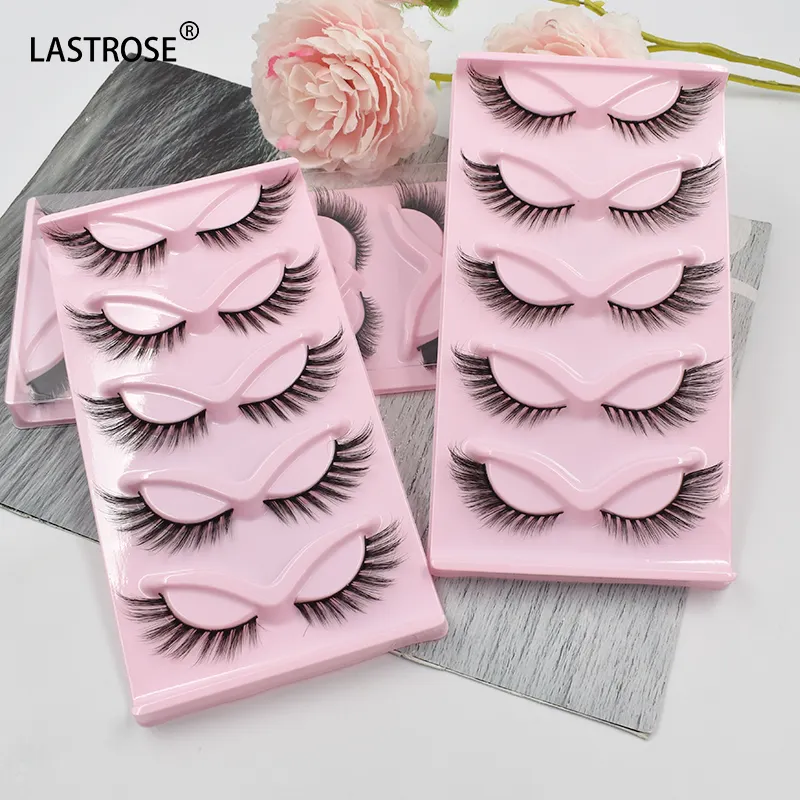 Foxy winged cat eye lashes angel wing natural silk lash faux mink fox eye lashes cruelty free cat eye eyelashes