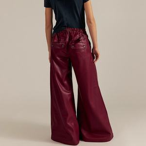 Pantalones de Mujer de Cintura Alta en Cuero Sintético Color Vino Tinto con Botones Frontales, Cierre y Cordón Ajustable, Ideales para Streetwear Otoñal - Product Image 3