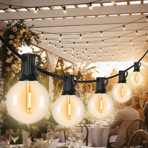 Guirlande lumineuse LED étanche IP44 toutes saisons G40 solaire pour extérieur, jardin, patio - Product Image 1