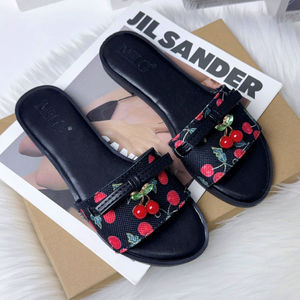 ZAR Nuevas Pantuflas de Alta Gama con Botones de Cristal de Agua de Cereza, Estilo Europeo y Americano, para Mujer - Product Image 4