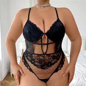 Nouveaux vêtements ajustés de <span class=keywords><strong>grande</strong></span> <span class=keywords><strong>taille</strong></span> Dentelle en maille sexy et à la mode Voir à travers la combinaison ajustée et amusante - Product Image 1