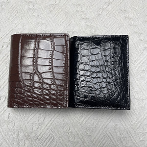 Nuovo <span class=keywords><strong>Portafoglio</strong></span> da <span class=keywords><strong>Uomo</strong></span> in Vera Pelle di Coccodrillo 2026, Stile Corto in Pelle Bovina Alligatore, 80% Più Slot per Carte, Verticale, Vendita all'Ingrosso - Product Image 1