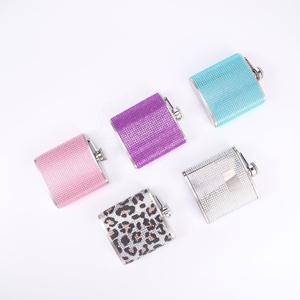 Olla de vino con incrustaciones de diamantes de acero inoxidable, Mini botella de vino portátil de 8oz, botella de espíritu blanco para mujer - Product Image 5
