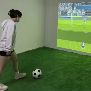 Logiciel interactif de projection de jeux de football virtuels, projection interactive de football sur mur, simulateur de football interactif en réalité augmentée
