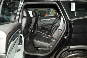 Meilleure Vente 2023-2024 Geely Okavango Haoyue L 2.0TD Automatique Conduite à Gauche SUV Haut de Gamme <span class=keywords><strong>7</strong></span> Places d'Occasion - Product Image 4