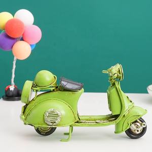 Modellino di Moto in Metallo Vintage Decorazione per la Casa <span class=keywords><strong>Arte</strong></span> <span class=keywords><strong>e</strong></span> Artigianato per Caffetteria Compleanno Scooter - Product Image 3