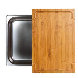 เขียงไม้ไผ่ธรรมชาติออร์แกนิกหรูหราพร้อมเคลือบแล็คเกอร์เป็นมิตรกับสิ่งแวดล้อมร่องน้ำและลิ้นชักถาดสแตนเลสแบบเลื่อน - Product Image 4