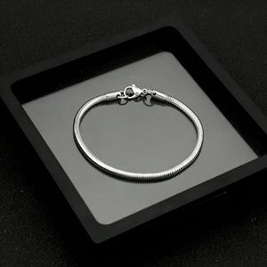 Pulsera de Cadena de Serpiente Redonda de Acero Inoxidable Chapada en Oro de 18k con PVD Plateado de Moda al por Mayor, Ancho de 0.9mm, 1.5mm, 2mm, 2.4mm, 3.2mm - Product Image 1