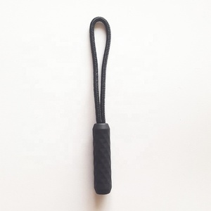 S110 # <span class=keywords><strong>DIY</strong></span> Zip thẻ đầu dây kéo kéo bán buôn thay thế cao su <span class=keywords><strong>puller</strong></span> cho túi ngoài trời vali bền vật liệu nhựa - Product Image 3