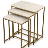 Tables basses gigognes contemporaines à plateau en marbre, 3 pièces, structure en métal doré, meubles élégants pour la maison, salon, cuisine, villa Azora