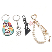 Porte-clés en métal personnalisé avec logo, porte-clés promotionnel pour événements commerciaux, finition aux designs modernes