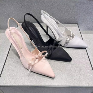 Zapatos de Tacón Alto con Tira Trasera para Mujer, de Alta Calidad, Punta en Pico, de Charol con Lazo y Plantilla Suave - Product Image 1