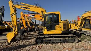 Japan <b>Used</b> Komatsu PC138US Short Tail Excavator, Designed for <b>Tight</b> Spaces, Great Accessibility - Product Image 5