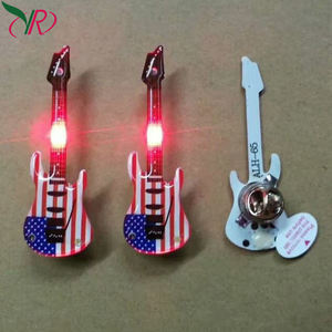 2025 OEM Custom Name Markenlogo LED blinkendes Abzeichen Pin Halskette Großhandel Werbe-Party zubehör für Rave-Events - Product Image 3