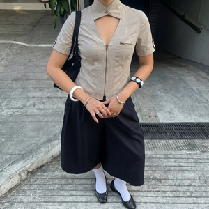 Camisa de mujer estilo utilitario con cremallera en el bolsillo, cuello con volantes, botones, manga corta, tejido transpirable, top de verano - Product Image 5