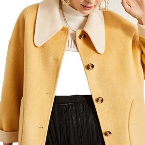 Cappotti di piselli di lana gialli oversize di lana fatti a mano double face per <span class=keywords><strong>donna</strong></span> - Product Image 4