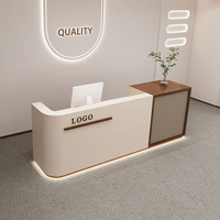 Comptoir de réception/caisse minimaliste en bois tressé style vigne, au design original, pour Hôtel, Magasin de vêtements, Bar, Salle de yoga, Salle de sport, Salon de beauté