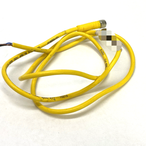 Pkg 4m-10 Conector hembra de cable de un solo extremo Corte a 3 'Nuevo Original Listo Stock Automatización industrial Pac D - Product Image 1