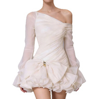 Nouvelle Robe Mini Asymétrique d'Été à Épaule Dénudée, Manches Bouffantes, Taille Cintrée, Grand Nœud et Volants – Idéale pour Soirées et Banquets