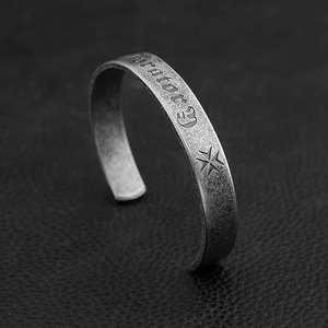 ยูนิค กำไลข้อมือสแตนเลสสตีลแบบเปิดลายดาว ดีไซน์ทิเบต สำหรับทุกเพศ เหมาะสำหรับใส่ทุกวัน - Product Image 2