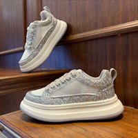 Nouvelles baskets d'été pour hommes à lacets, plateforme tendance en maille, luxe à sequins, semelle épaisse, rehaussantes, confortables et à la mode