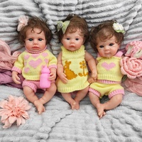 Poupée Reborn en Silicone de 12 Pouces, Réaliste au Toucher Doux, Expressions Riches, Cheveux Implantés, Cadeau pour les Collectionneurs de Poupées