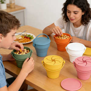 Tasse à collation pliable en silicone pour bébé OEM ODM, récipient de rangement pour collations pour enfants avec couvercle - Product Image 1