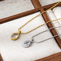 Collier en acier inoxydable avec pendentif ovale élégant en zircone plaqué PVD Joolim, chaîne de perles de riz, étanche, vente en gros, bijoux tendance