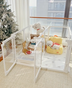 Valla Portátil Transparente de Acrílico para Mascotas de 4 a 12 Paneles, Valla Plegable para Perros de Interior - Product Image 4