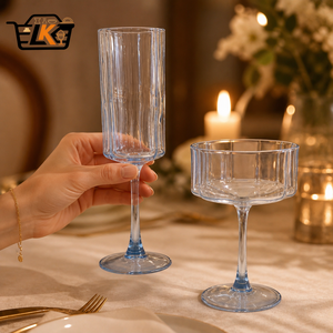 Copa de Champán de Cristal Soplado a Mano con Tallo Azul Acanalado, para Cócteles, Bodas, Brindis y Fiestas, en Oferta - Product Image 1