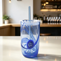 Verre à boire en vrac pour fabricants, verre coloré personnalisé avec motif visage souriant, tasse à eau avec paille et couvercle pour la maison et les restaurants