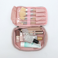 Étui à cosmétiques rose moelleux et mignon en fausse fourrure avec fermeture éclair, pochette de rangement portable pour maquillage, trousse de toilette de voyage en peluche
