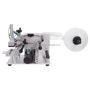 Machine d'étiquetage électrique semi-automatique de table pour bouteilles plates et carrées, modèle LT-60 - Product Image 4