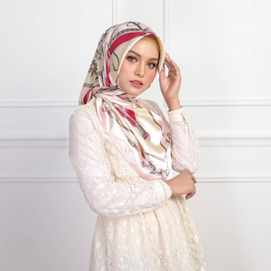 2022 New Southeast Asia Muslim <strong>Hijab</strong> 90cm Large <strong>Square</strong> Satin Printed Silk Scarf Hijabs Muslim Women - Product Image 2