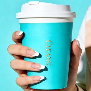 แก้วกาแฟกระดาษคราฟท์แบบใช้แล้วทิ้ง เป็นมิตรกับสิ่งแวดล้อม แบบผนังเดี่ยวและผนังคู่ สำหรับเครื่องดื่มร้อน พร้อมฝาปิด ขนาด 12 ออนซ์ 16 ออนซ์ แก้วกระดาษสำหรับร้านกาแฟ - Product Image 1