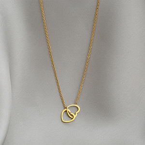Luxuriöse Schlüsselbeinkette für Damen aus Edelstahl mit herzförmigem Anhänger, Halskette mit Nischen-Design, modisches Accessoire - Product Image 4