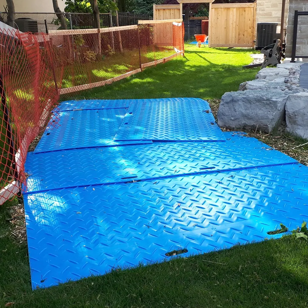 High Hardness Portable Polyethylene HDPE 4x8 ft Virgin uv PE subgrade board Material Playground Access ground protection mats