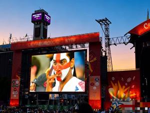 Outdoor LED Signage <b>Display</b> SL Series Pixel Pitch 8mm IP66 Waterproof 4K Sunlight Readable High Brightness for Commercial - Product Image 5