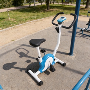 <span class=keywords><strong>Bicicleta</strong></span> de Spinning Magnética para Gimnasio <span class=keywords><strong>en</strong></span> <span class=keywords><strong>Casa</strong></span>, Equipo de Fitness, Directo de Fábrica - Product Image 1