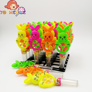 Distributeur de tubes <span class=keywords><strong>à</strong></span> jouets avec sifflet <span class=keywords><strong>à</strong></span> ventilateur lapin pour 2g de chewing-gum / bonbons gélifiés / bonbons durs - Product Image 2