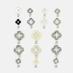2025 Charms Luxe Merk Decoraties Accessoires 3D Decoratie Logo Charms - Product Image 6
