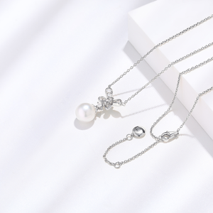 สร้อยคอจี้รูปผีเสื้อประดับเพชร CZ และมุกเทียมชุบโรเดียมเงินแท้ 925 คุณภาพสูงจากโรงงานโดยตรง รับสั่งทำตามแบบ - Product Image 2