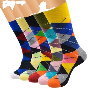 Chaussettes pour hommes en jacquard argyle coloré, chaussettes en coton vintage britanniques décontractées pour affaires, chaussettes habillées formelles pour hommes, chaussettes personnalisées - Product Image 1