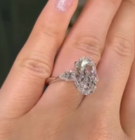 Bague de fiançailles en or blanc 10K 14K 18K avec trois pierres ovales en diamant de laboratoire VVS pour femmes, certifiée IGI