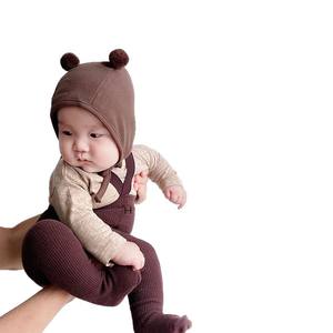 قبعة أطفال للخريف والشتاء على شكل دب بدون عظام مع كرةين دافئة لحماية الأذن للمواليد الجدد من القطن والسباندكس 48-50 سم - Product Image 5