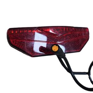 2025 Hete Verkopende Hoge Kwaliteit Kuake M2 Ipx4 Waterdicht Achterlicht Met Remfunctie Voor Ebike/Naafdynamo 6V-48V Abs & Pmma - Product Image 1