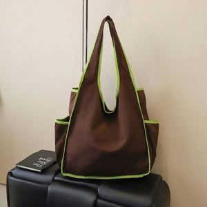 Bolsa de Compras de Poliéster Reutilizable, Plegable y Ligera, Ecológica, de Moda, Nueva, en Oferta de Fábrica, para Regalos - Product Image 4