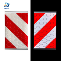 Marquage réfléchissant haute visibilité de l'extérieur dans les hayons de levage drapeaux d'avertissement pour camion et véhicule